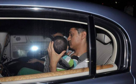 Aamir Khan takes son Azad Rao Khan along for P.K. shoot!